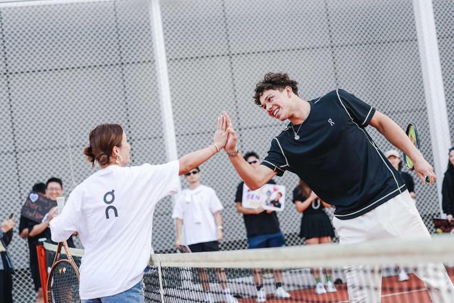 划的深度博 划的深度博