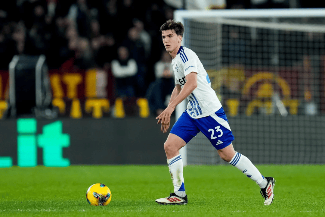 何岳基的成 何岳基的成