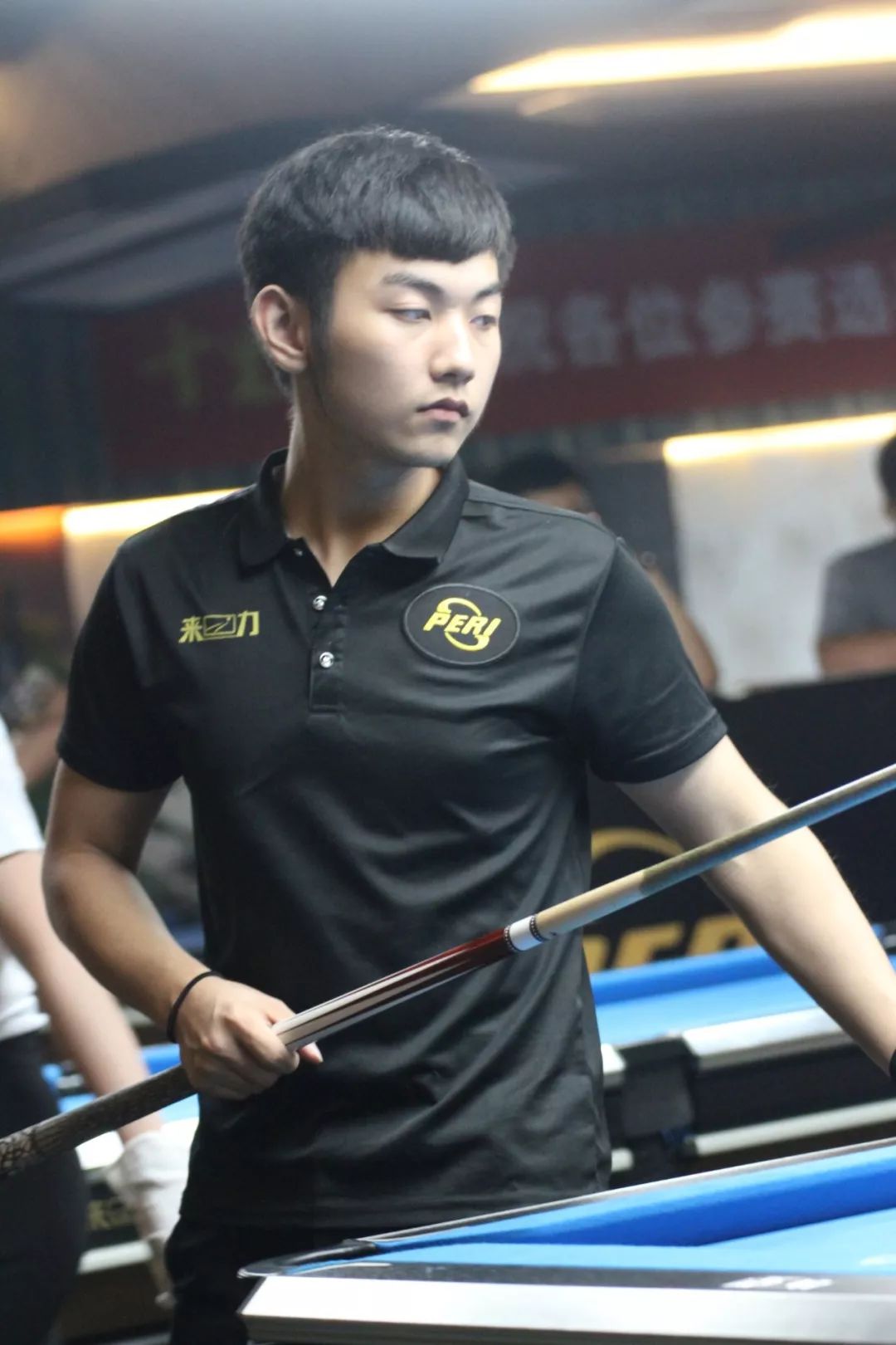 并在防守端 并在防守端